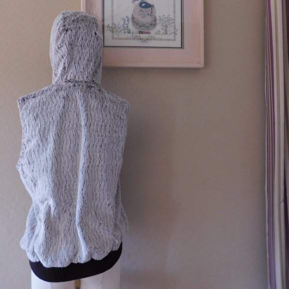 NWOT Patagonia Conejo fleece gorpcore vest Java Brown full zip hood & pockets XL - Picture 3 of 16